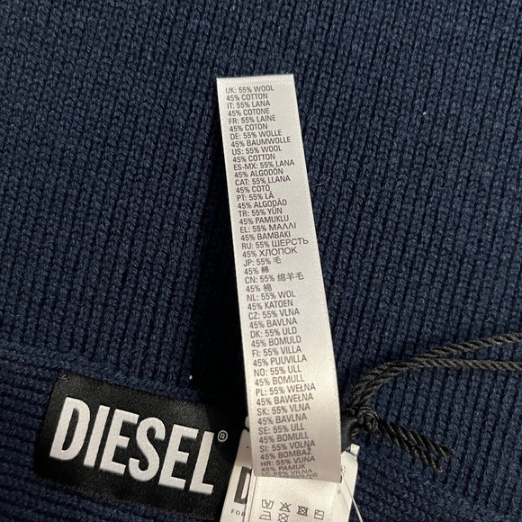 NWT - Diesel Adult Ribbed Knit Wool Blended Scarf - Picture 5 of 5